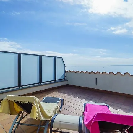 Apartamento Mil.leni 4042 Rosas